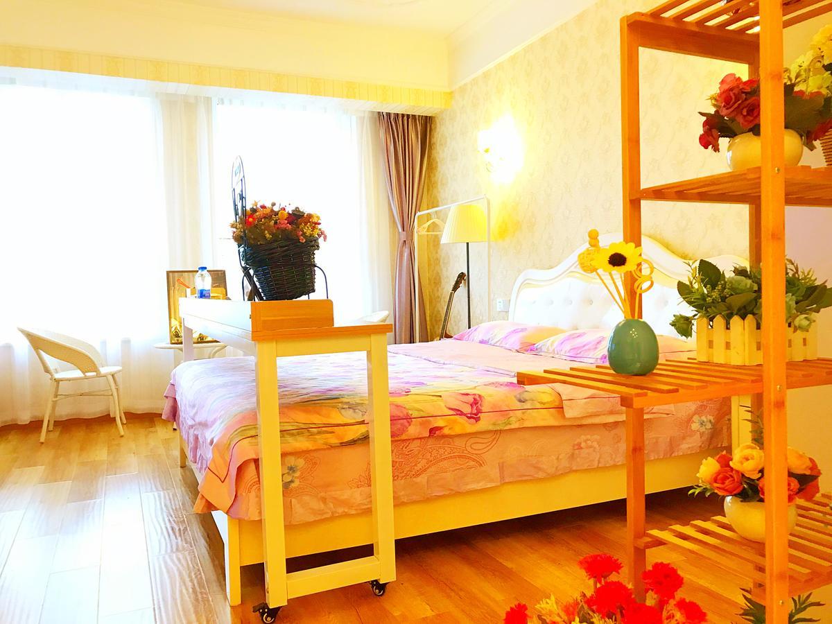 Line 2 Apartment Wuhan Eksteriør bilde